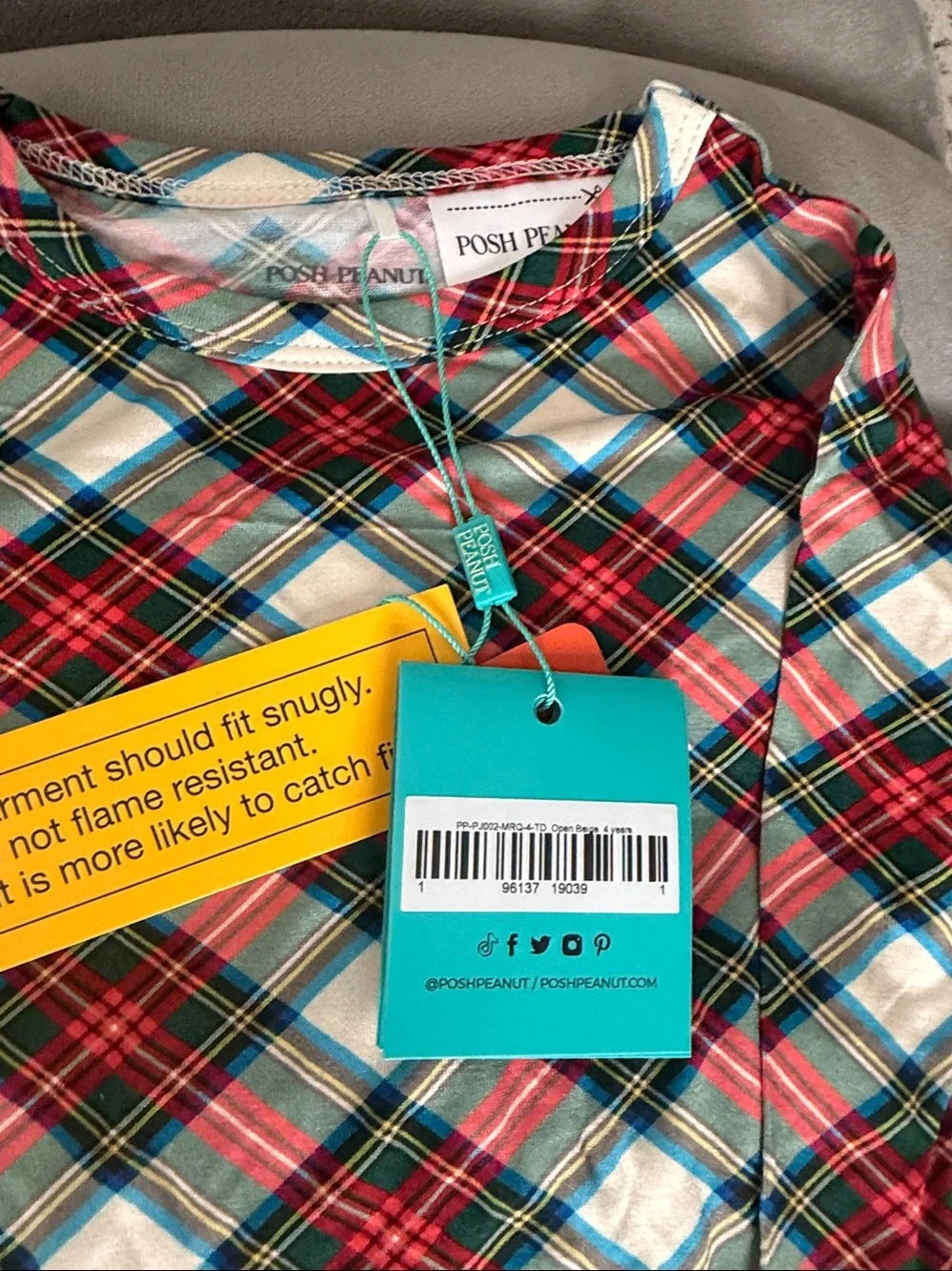 Poshpeanut.com Christmas plaid marqui print -size 4 toddler